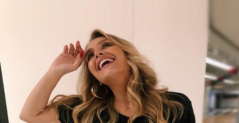 Carla Diaz protagoniza campanha contra assédio às mulheres no Carnaval