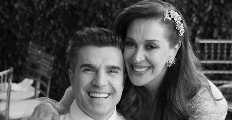 Claudia Raia relembra viagem com o marido: ”Estávamos muito felizes”
