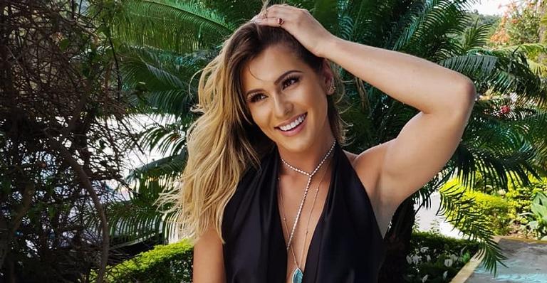 Após perder seguidores, Lívia Andrade exibe o corpo e brinca com o ocorrido
