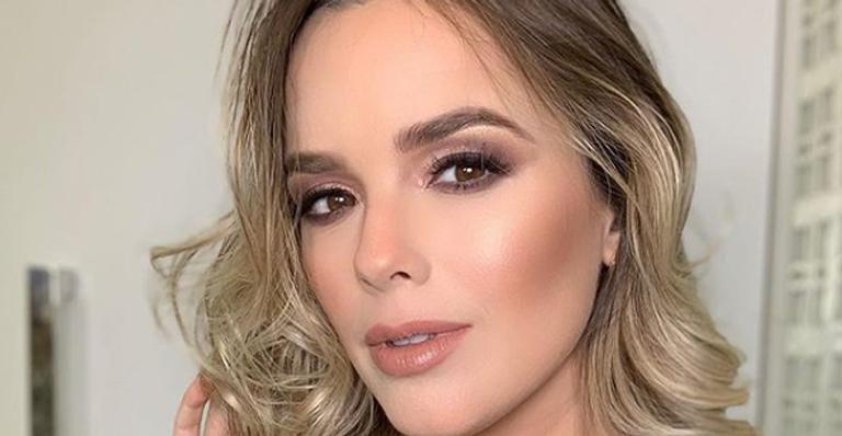 Thaeme Mariôto exibe barriga de grávida e encanta: ”Lindo presente”