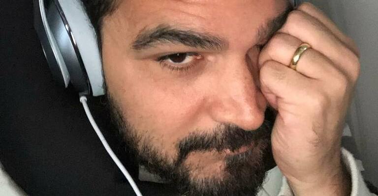 Luciano Camargo lamenta morte de membro da família: ”Descanse em paz, meu filho peludo!”