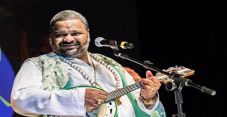 Arlindo Cruz aguarda laudo médico para participar de desfile no Anhembi