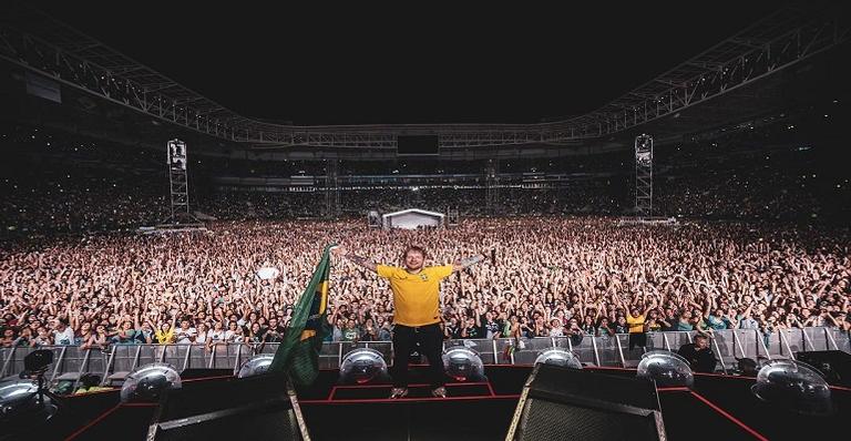 Ed Sheeran se despede de São Paulo com aviso de que vai demorar para voltar