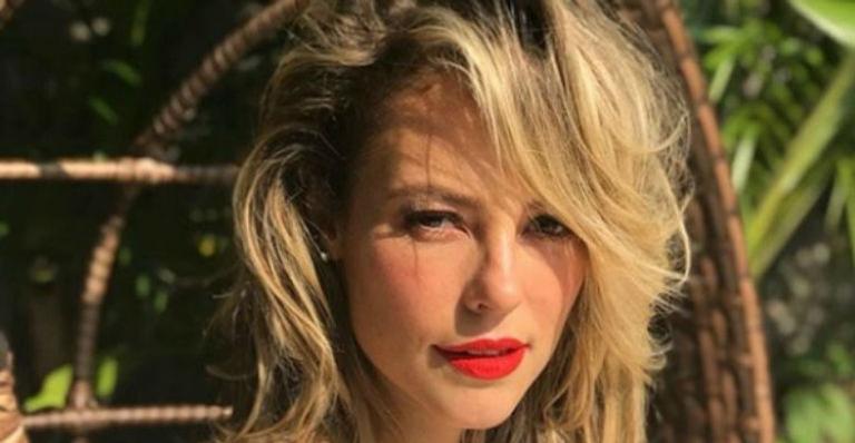 Paolla Oliveira rouba a cena ao aparecer sem maquiagem em clique sensual