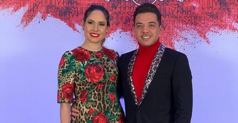 Wesley Safadão compartilha momento de romance com Thyane em jacuzzi