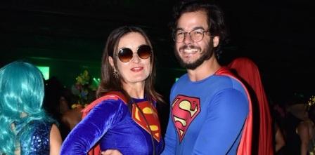 Túlio Gadêlha deixa parte íntima em evidência e internautas reagem