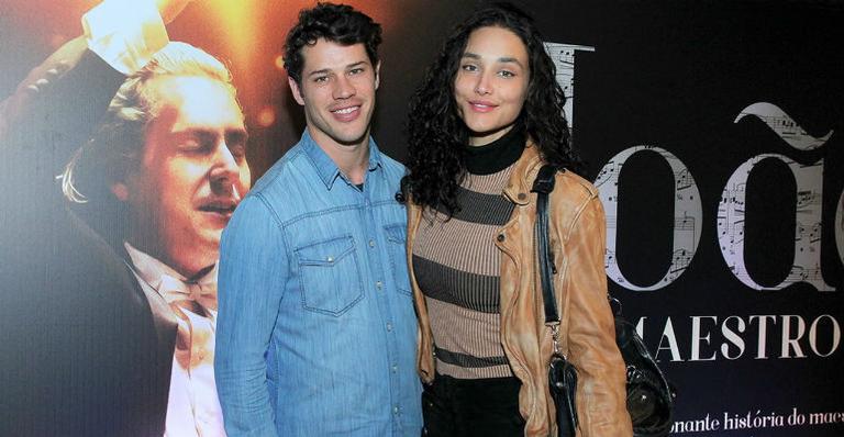 Relembre 5 cliques fofos de Bella, a filha do ex-casal José Loreto e Débora Nascimento