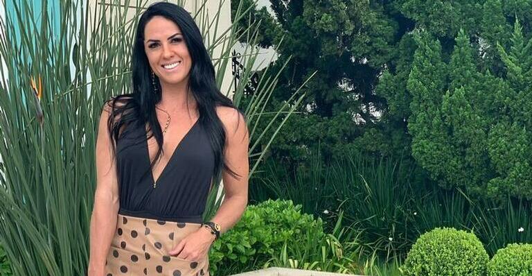 Graciele Lacerda posta foto sensual na cama usando lingerie: ”Determinada, confiante e focada”