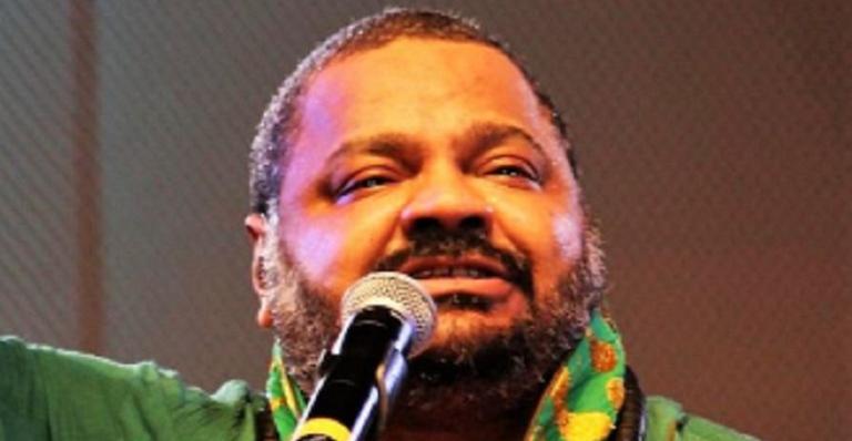 Arlindo Cruz recebe alta médica e deve prestigiar homenagem em desfile