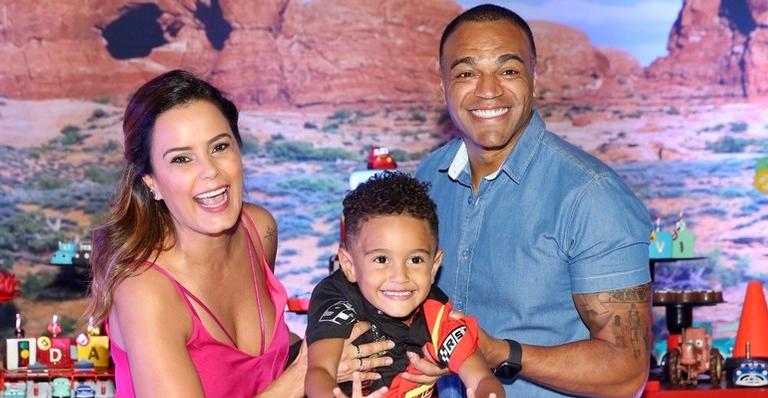 Luciele Di Camargo comemorou 4 anos do filho caçula com festa temática