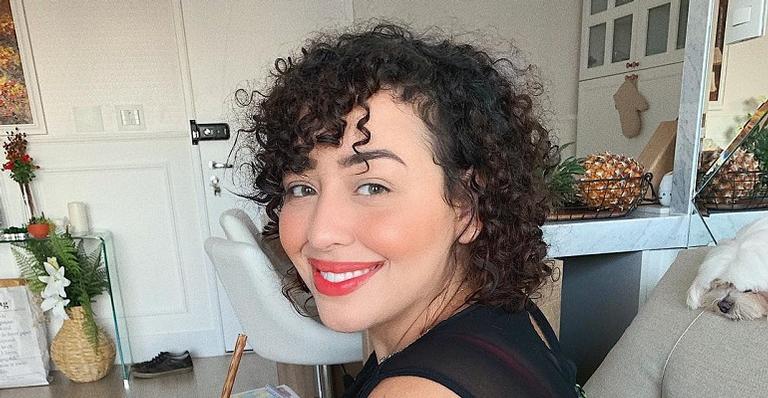 Camila Monteiro revela como abandonou a obesidade mórbida e vira inspiração nas redes sociais