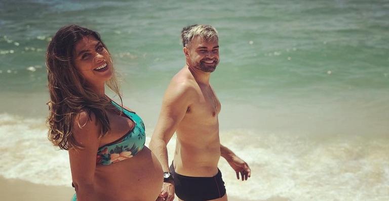 Jacqueline Fernandez, ex-bailarina do Faustão, dá luz ao seu primeiro filho