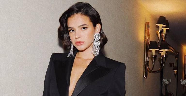 Cachorrinha de Bruna Marquezine apronta pela casa e se machuca