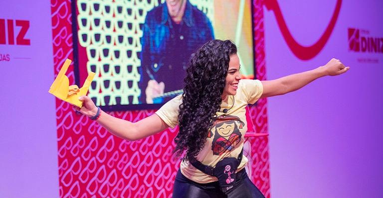Elana diverte Brothers ao contar sonho com Tiago Leifert: ‘Cuequinha branca’