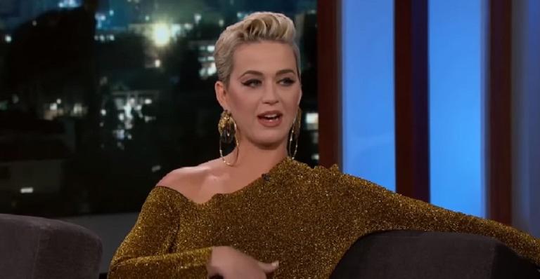 Katy Perry revela detalhes de como Orlando Bloom a pediu em casamento e diverte a web