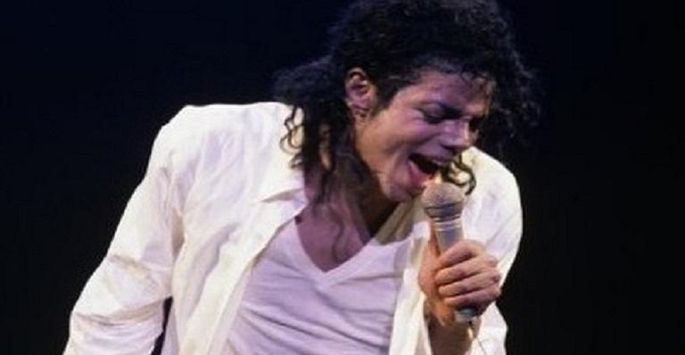 Propriedade de Michael Jackson volta ao mercado com desvalorização de 70%