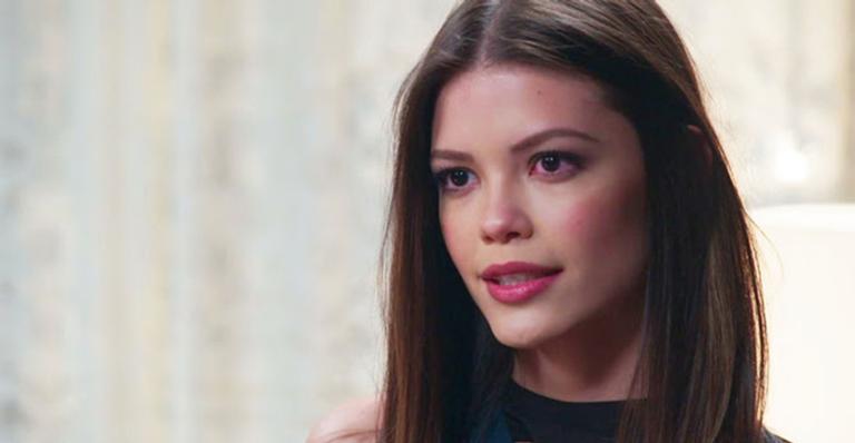 Atriz da Globo diz que tem dores de cabeça de tanto chorar na novela ”Espelho da Vida”