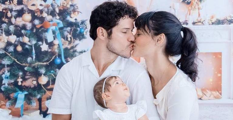 José Loreto publica nova foto e internauta comenta: ”Sinto cheiro de reconciliação”