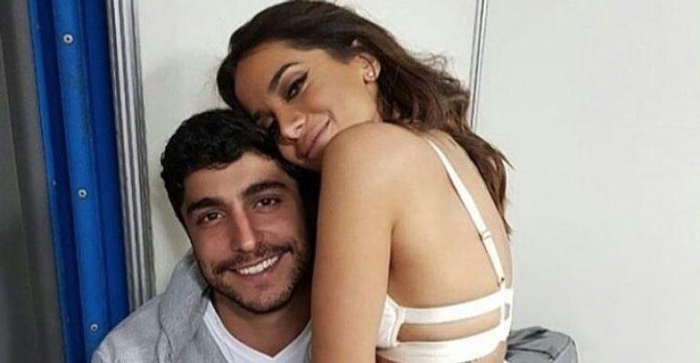 Casamento de Anitta teria acabado por causa de um erro da cantora, segundo Leo Dias
