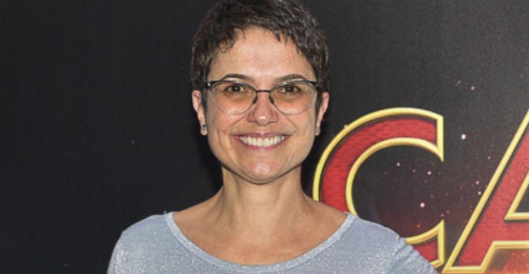 Sandra Annenberg vai ao cinema com a filha e semelhança impressiona