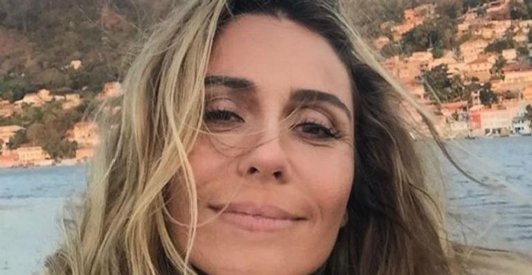 Aos 42 anos, Giovanna Antonelli esbanja beleza e ostentação nas Bahamas