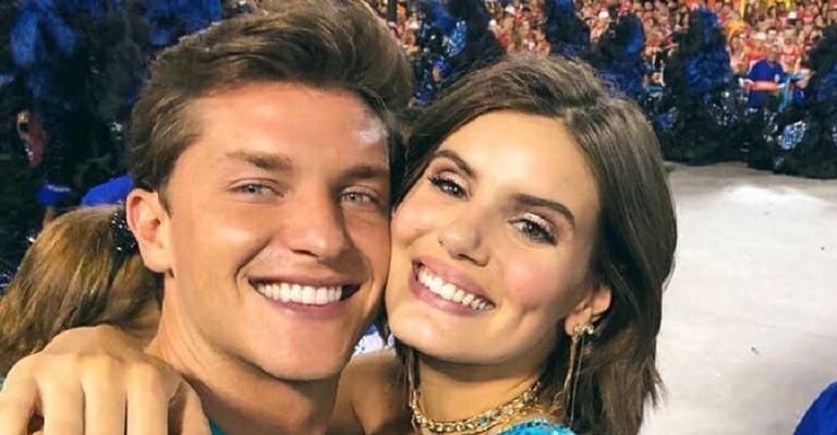 Pegação! Klebber Toledo relembra momento quente com Camila Queiroz no Carnaval