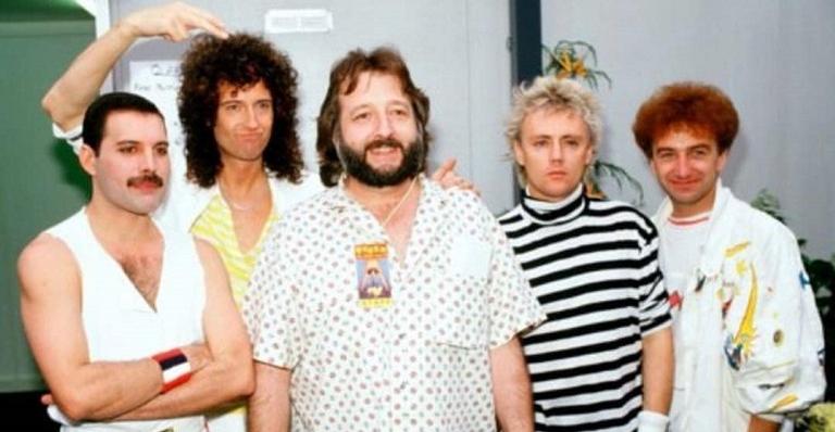 Dois integrantes antigos da banda Queen morrem na mesma semana