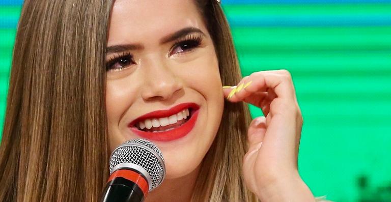 Em coletiva do seu novo programa, Maisa chora ao falar sobre os pais: ”Eles não visam o lucro”