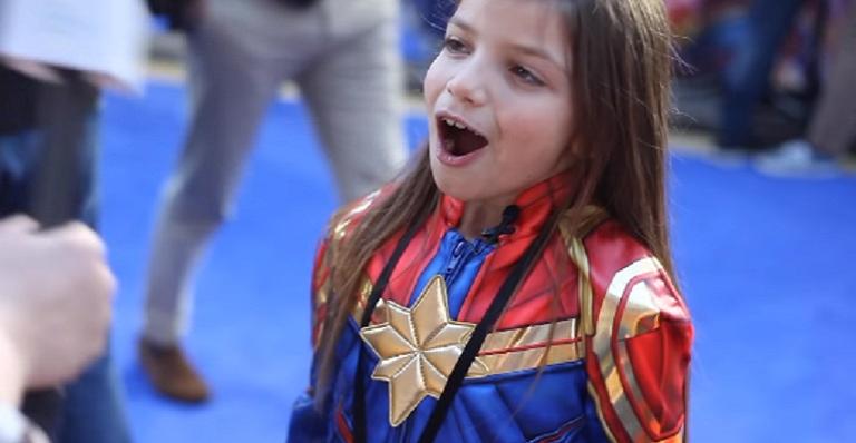 Garotinha de 8 anos fica em êxtase ao entrevistar Brie Larson e emociona telespectadores