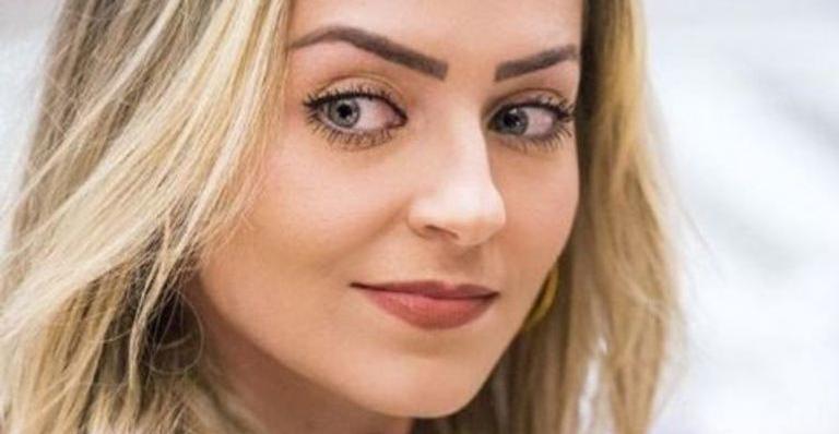 Após ter seu perfil hackeado, Paula recupera conta e se aproxima do primeiro milhão de seguidores