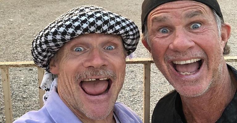Red Hot Chili Peppers faz show histórico nas pirâmides do Egito