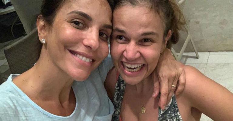 Claudia Rodrigues se encontra com Ivete Sangalo em Salvador