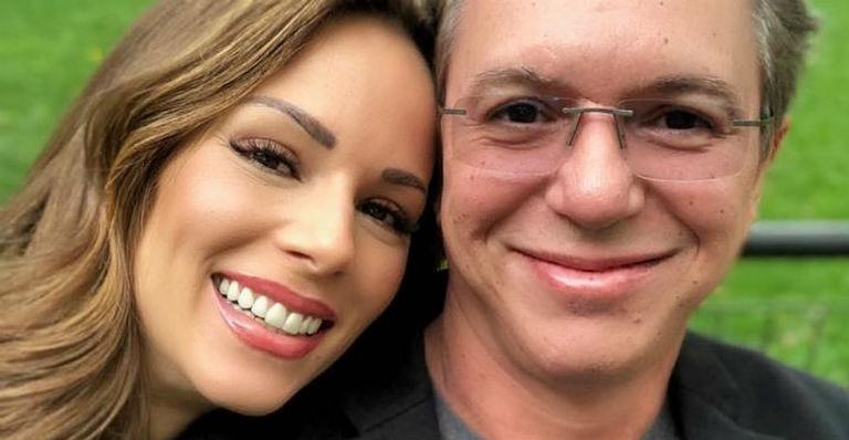 Ana Furtado completa 23 anos junto com Boninho e se declara
