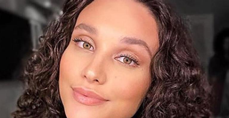 Débora Nascimento desabafa sobre atual situação do Brasil: ”Fugir das discussões complexas”