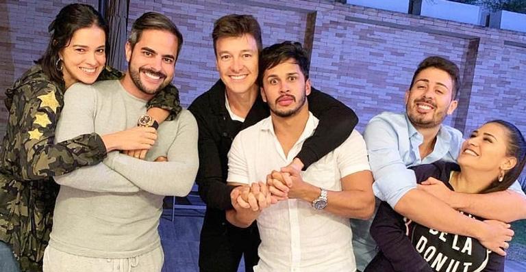 Rodrigo Faro, Simone e Carlinhos Maia curtem noite na vizinhança: ”Troca de casais”