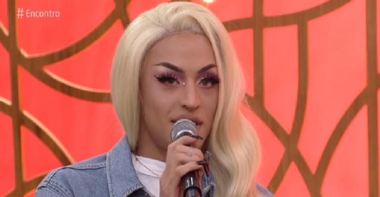 Pabllo Vittar é questionada sobre religião e cita a qual é adepta: ”Acredito muito”