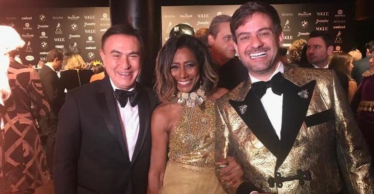 Amaury Jr. volta para RedeTV! com programa especial gravado durante o Baile da Vogue