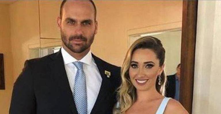 Noiva de Eduardo Bolsonaro abre o jogo sobre ciúmes e conta detalhes do casamento: ”8 madrinhas”
