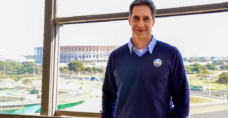 Band aposta em ex-apresentador global para reformular grade de programação