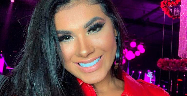 Evangélica é a mãe! MC Pocahontas explica título de funkeira cristã e suposto namoro com pastor