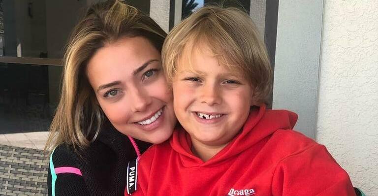 Carol Dantas revela detalhes do casamento com Vini Martinez e fala de gravidez: ”Curtindo médio”