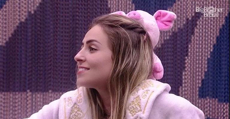 Paula dá a entender quem será o indicado por ela para o décimo paredão do BBB19
