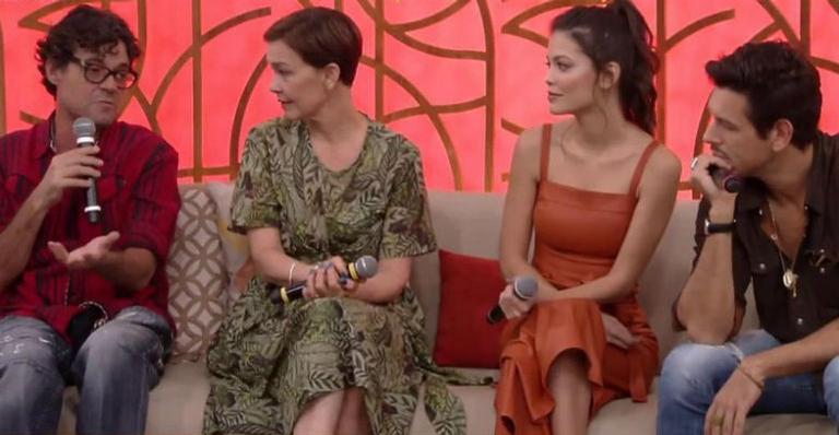 Elenco de ‘Espelho da Vida’ se despede da trama durante o ‘Encontro’