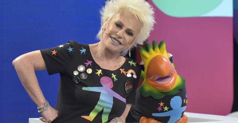 Tom Veiga, intérprete de Louro José, tem atitude inesperada e quebra protocolo no ‘Mais Você’