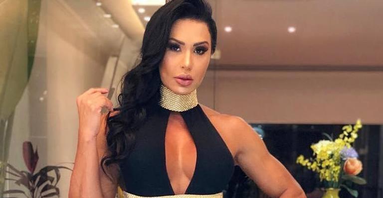 Gracyanne Barbosa surge completamente nua e causa alvoroço na web
