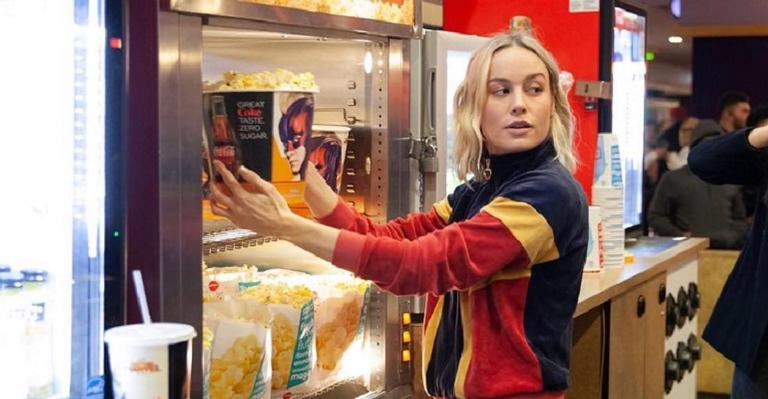 Brie Larson comemora marca de um milhão com Capitã Marvel: ”Um prazer enorme”