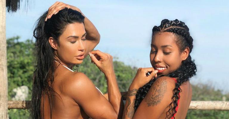 Irmã de Gracyanne Barbosa causa ao fazer topless na praia