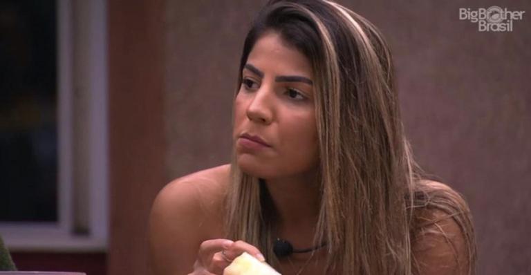 Hariany fica surpresa com declarações amorosas de Paula: ”Caso de psicólogo”