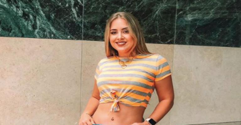 Patrícia Leitte esquenta temperaturas ao sensualizar com roupa íntima de rendinha