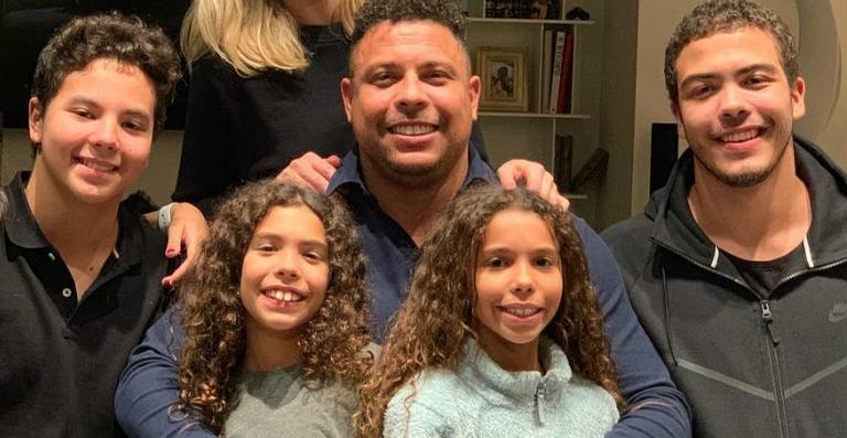 Ronaldo comemora aniversário de três filhos em festa intimista: ”Meus bebezões”